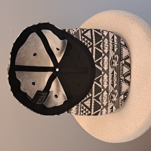 H&M hat - Picture 9 of 12